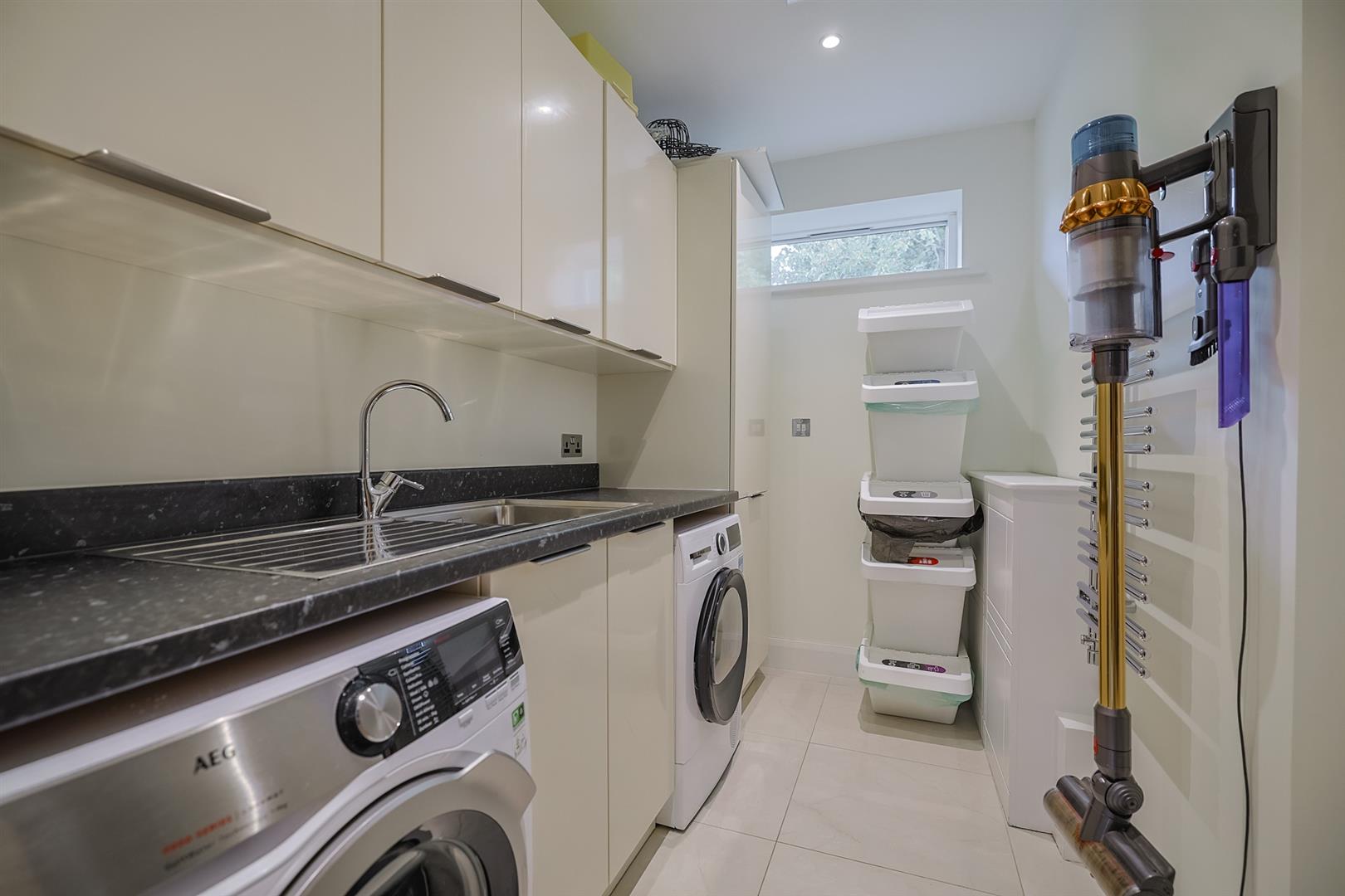 Westwinds, Langland, Swansea, SA3 4TA
